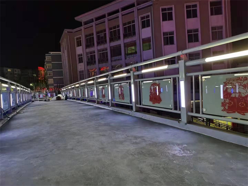 灯光护栏